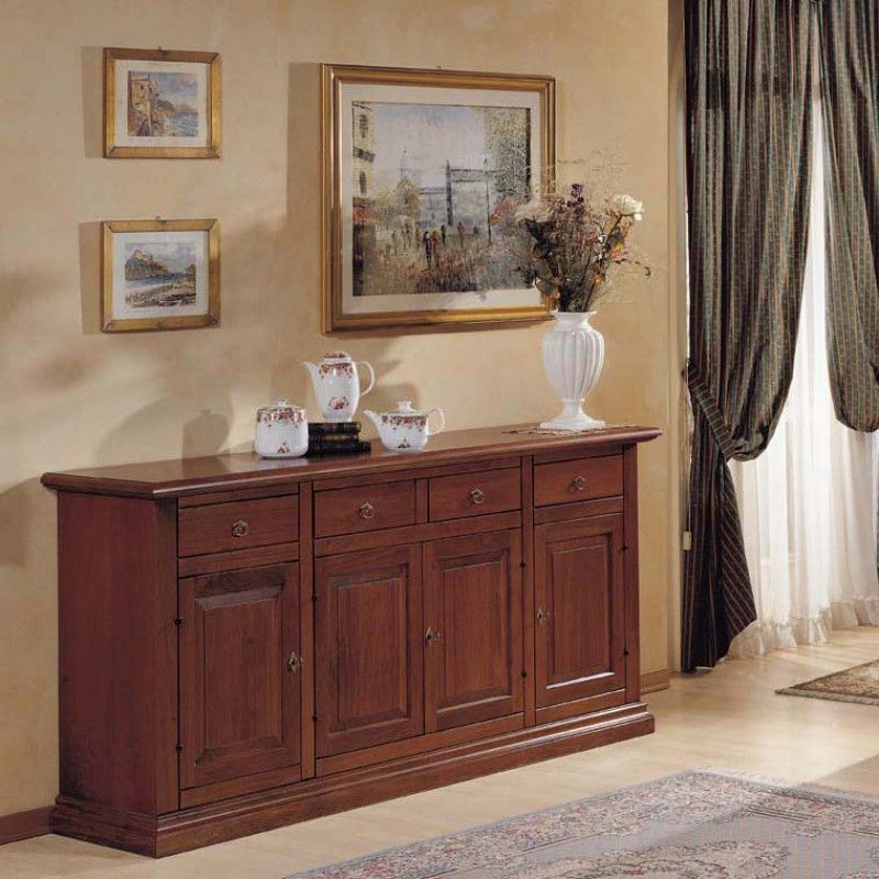 Credenza con 4 ante bugnate